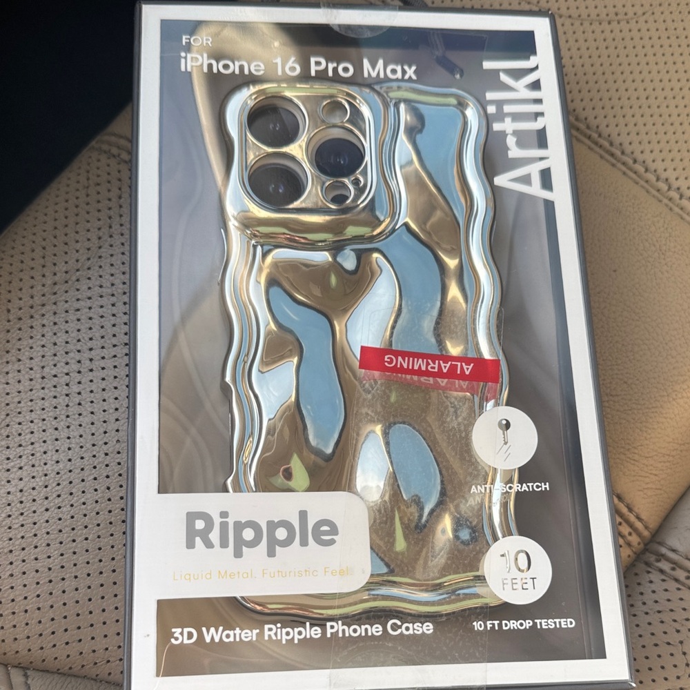 Ripple 3D Water Ripple iPhone 16 Pro Max Case — Gold